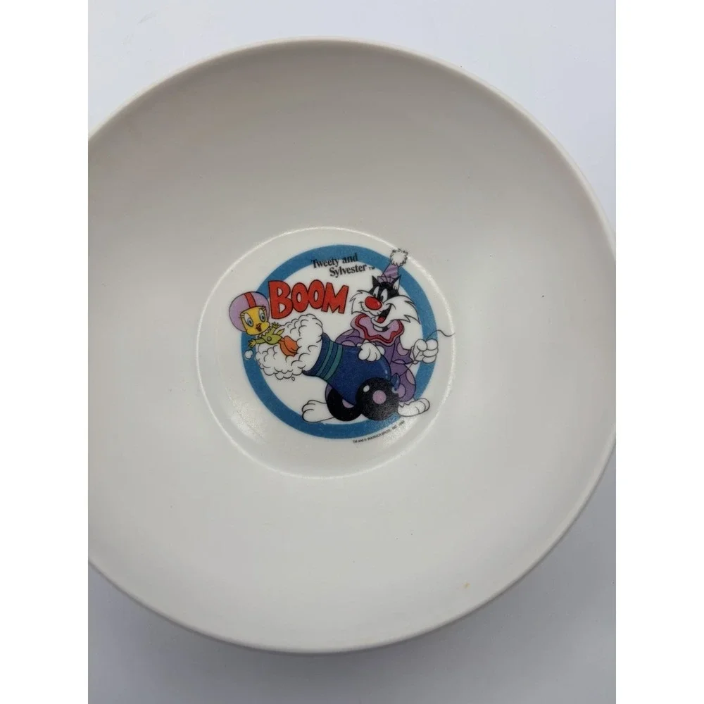 Vintage 1983s Looney Tunes Bugs Bunny Sylvester & Tweety Plate And Bowl MELAMINE